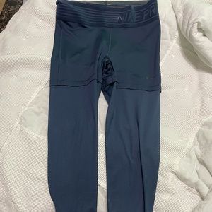 Nike leggings